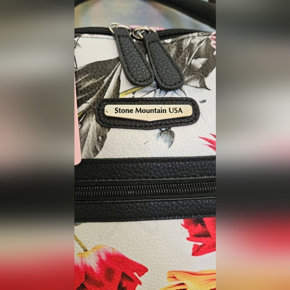 Stone Mountain USA Handbag - Picture 13 of 13